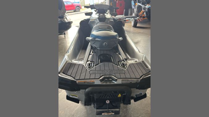 03 GTX 300 Limited
