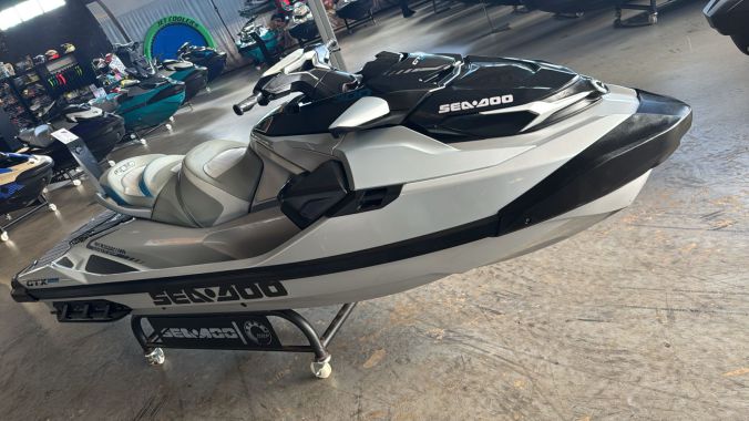 04 GTX 300 Limited