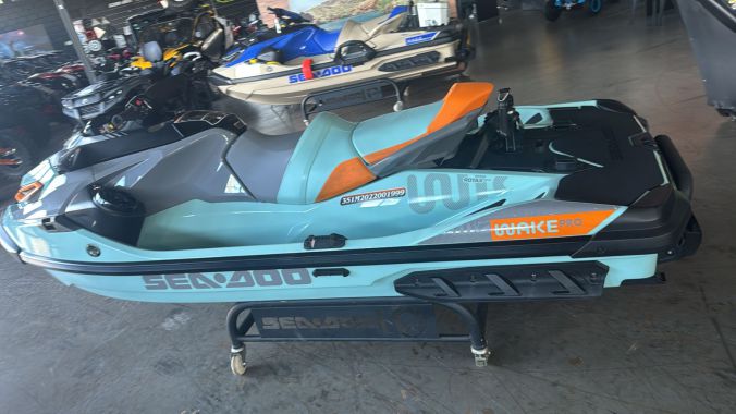 05 Wake Pro 230