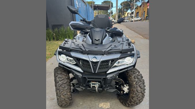 03 CF Moto 700